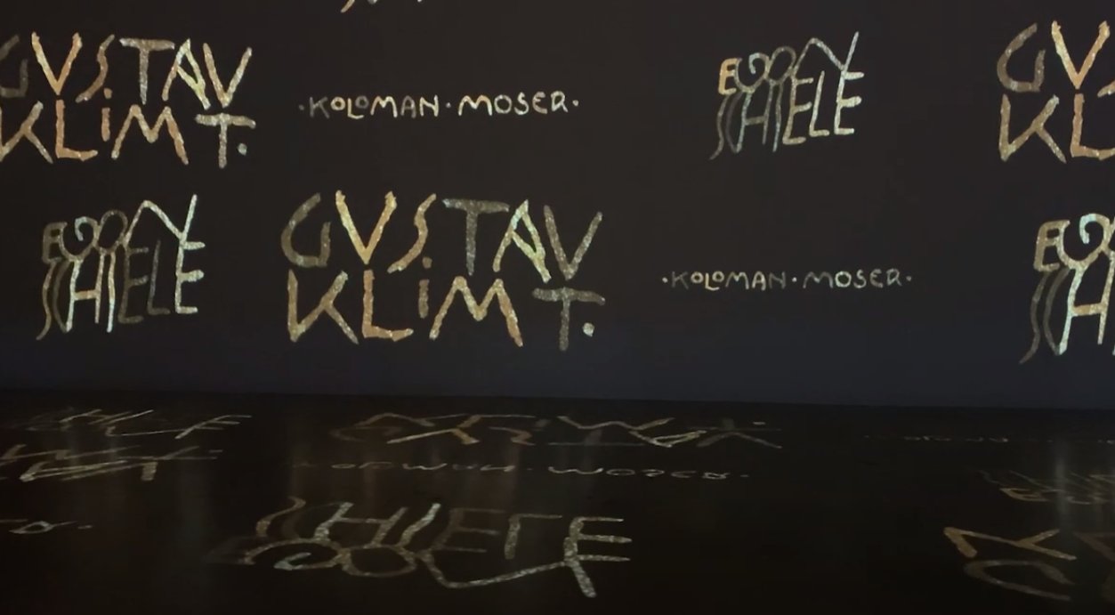 Виртуальная прогулка по иммерсивной выставке “Климт: Революция”